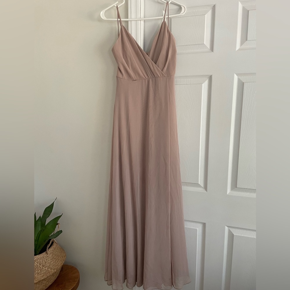 Formal/semi-formal dress